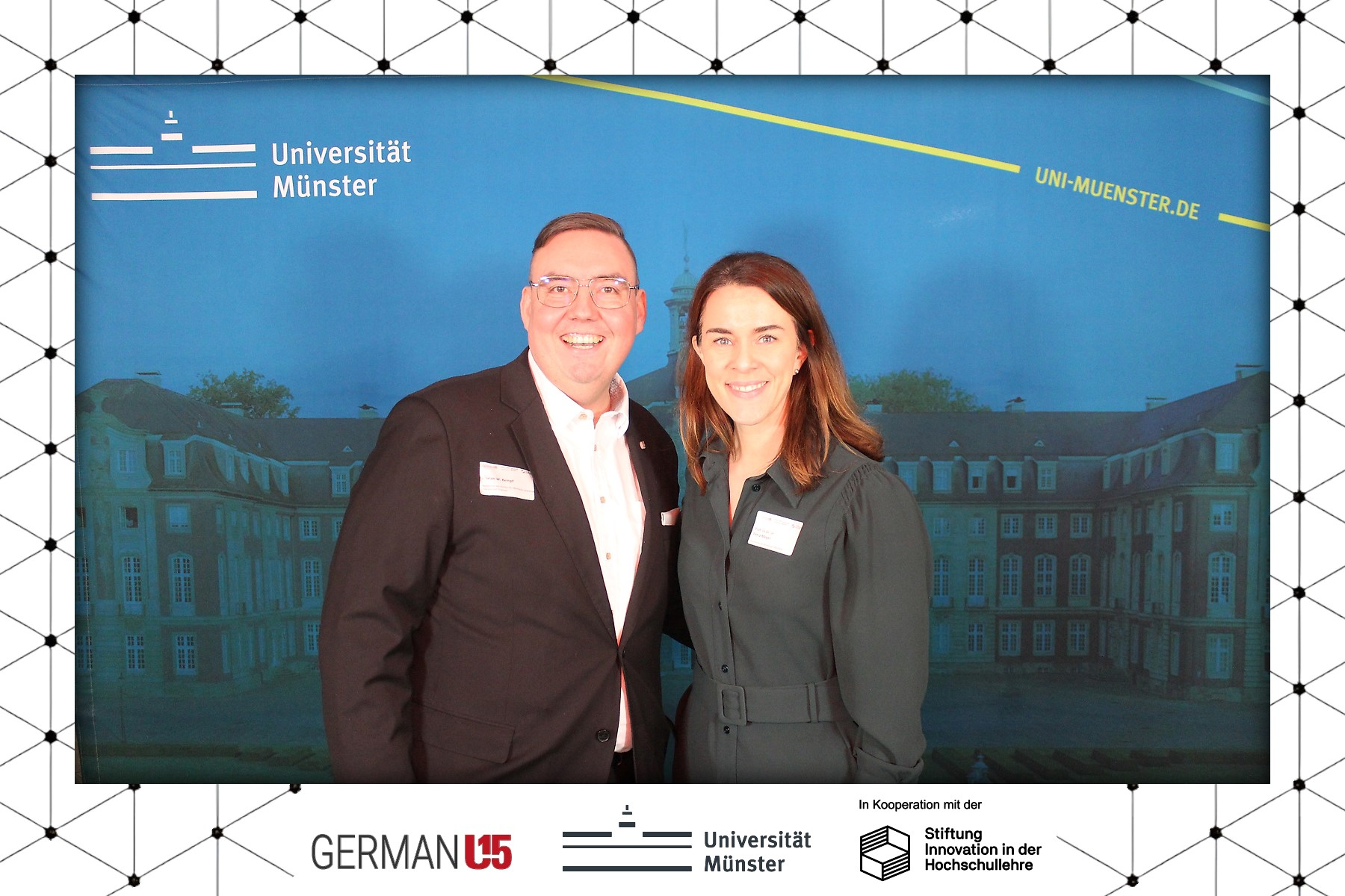 Florian Kempf und Prof. Petra Meyer